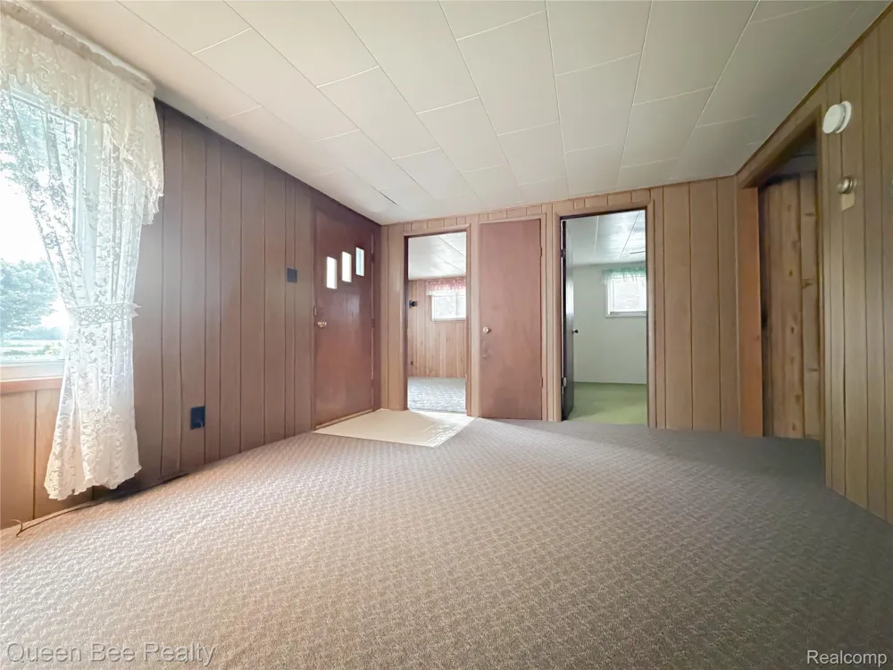 9012 Lincoln Road Sand Beach Township, MI 48441