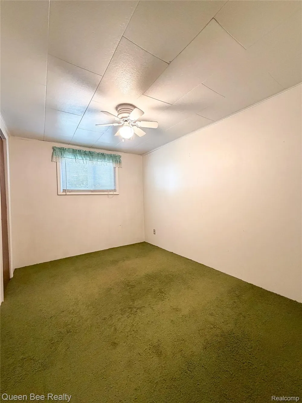 9012 Lincoln Road Sand Beach Township, MI 48441