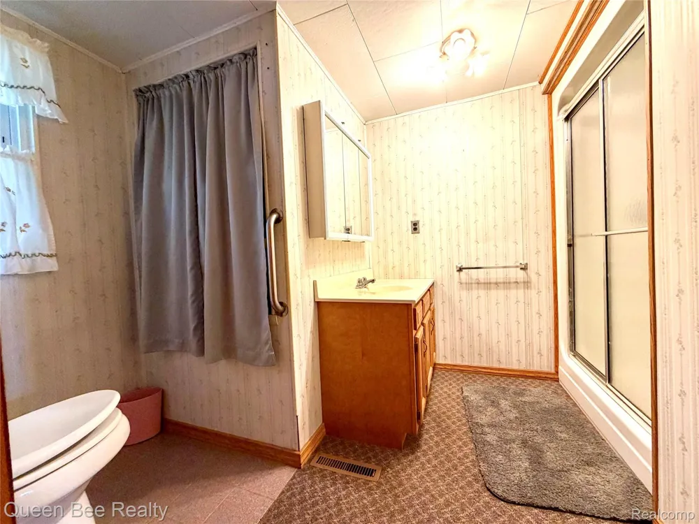 9012 Lincoln Road Sand Beach Township, MI 48441