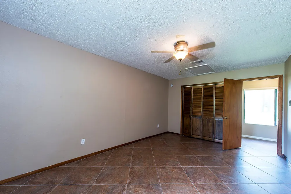 29363 Riley Road Waller, TX 77484