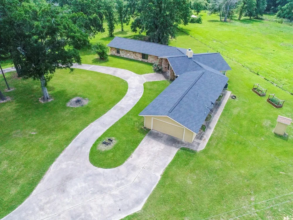 29363 Riley Road Waller, TX 77484