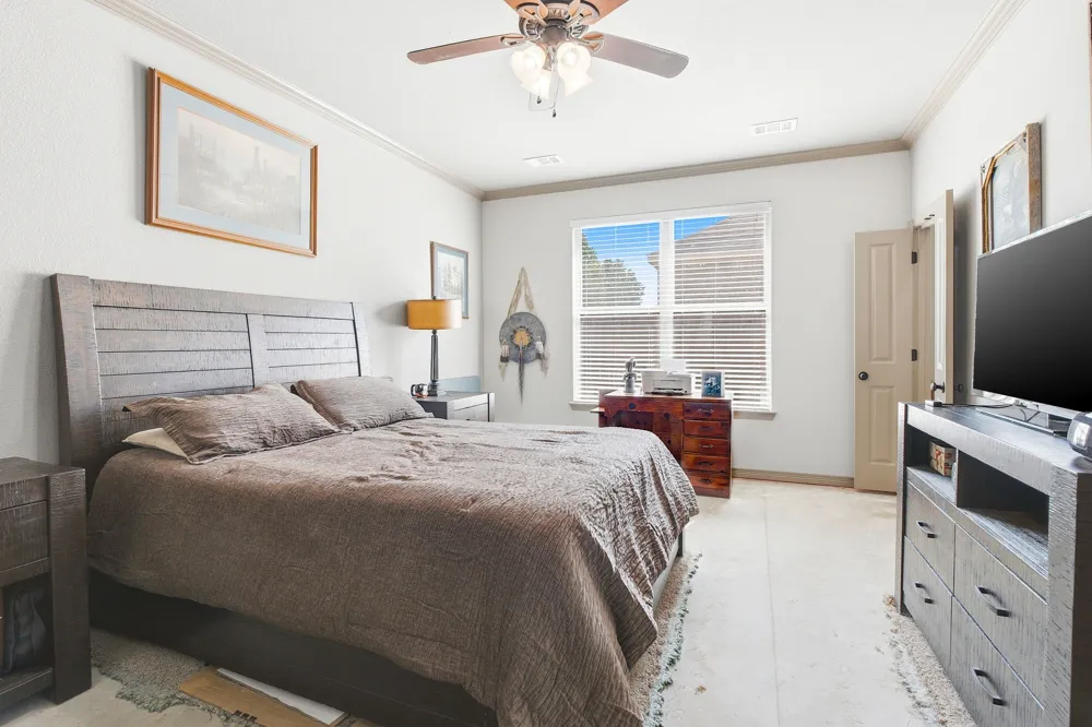 4916 Lakepark Drive Sanger, TX 76266