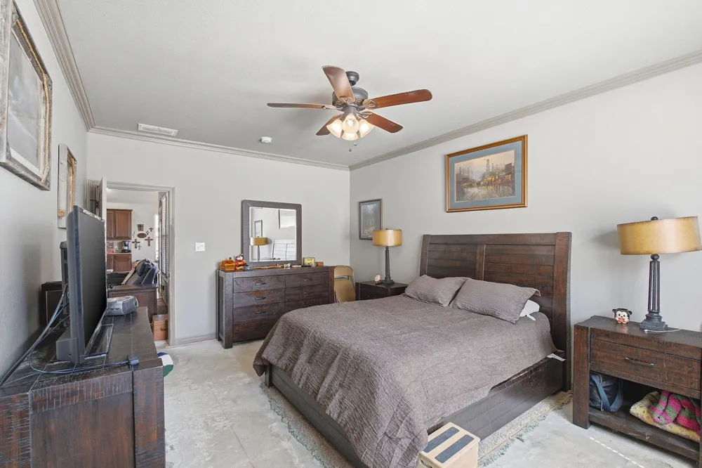 4916 Lakepark Drive Sanger, TX 76266