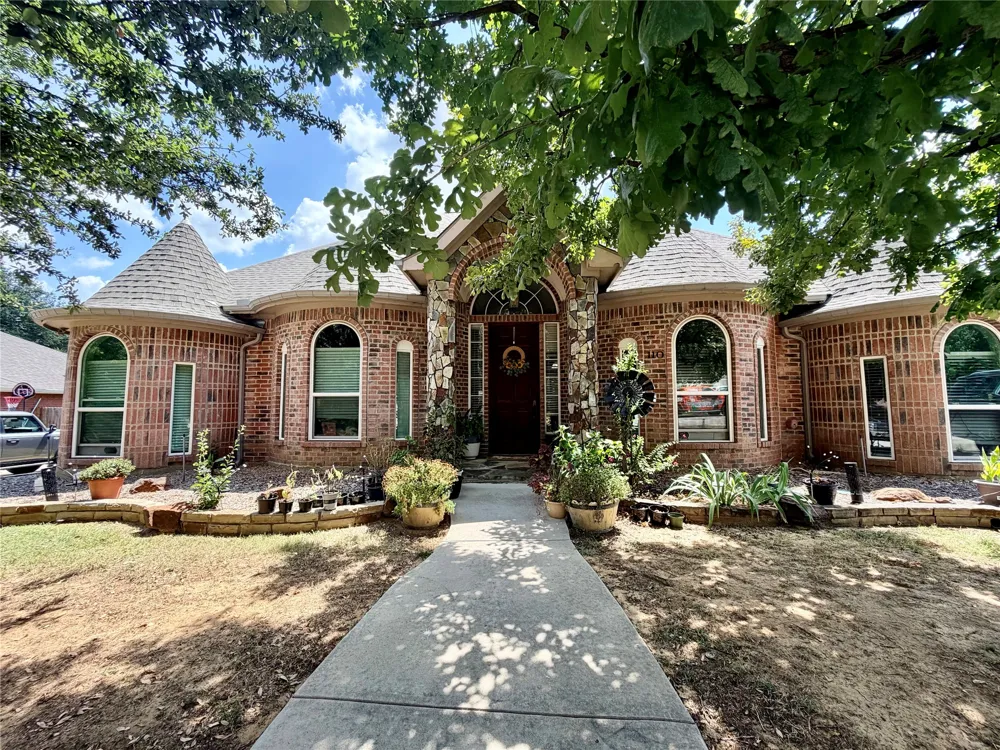 110 Monday Haus Lane Highland Village, TX 75077