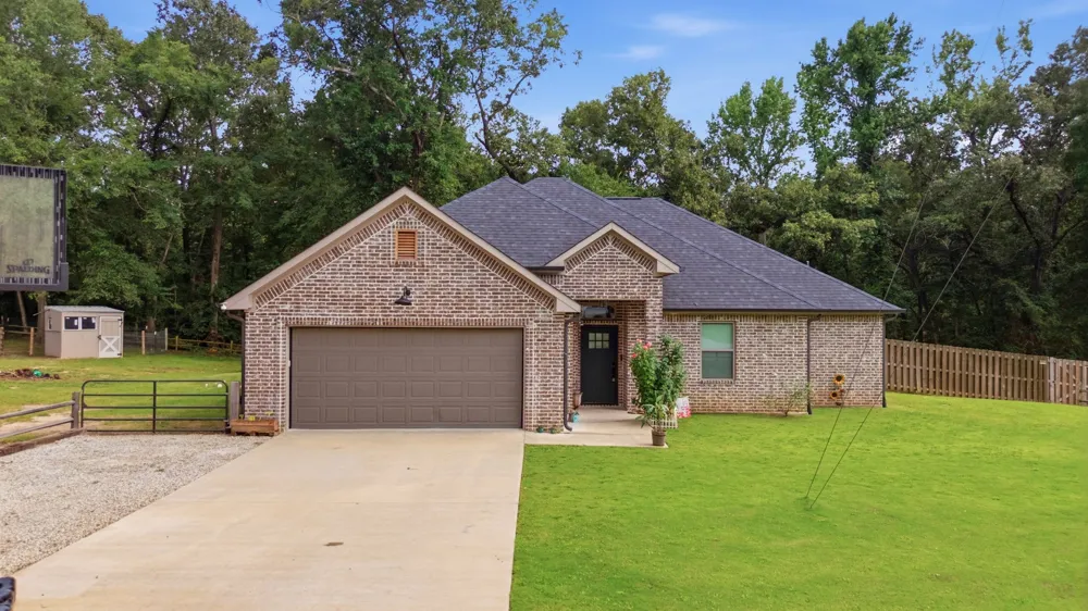 13497 Indian Drive Tyler, TX 75709