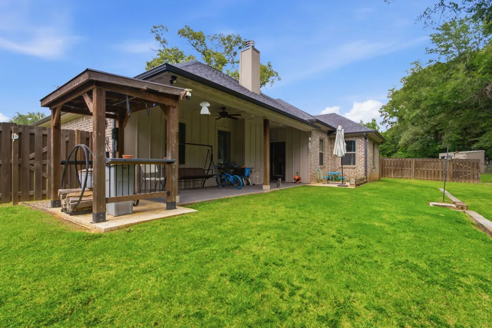 13497 Indian Drive Tyler, TX 75709
