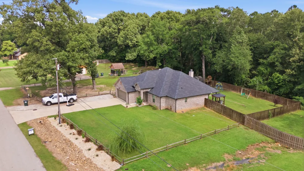 13497 Indian Drive Tyler, TX 75709
