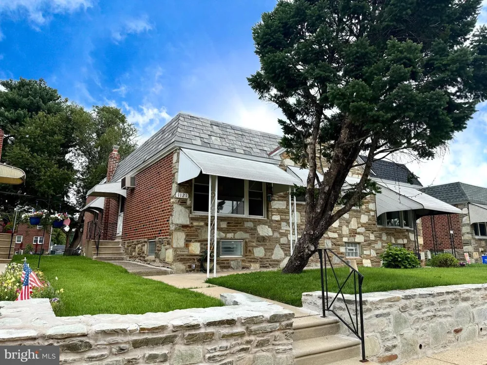1121 RIPLEY STREET Philadelphia, PA 19111