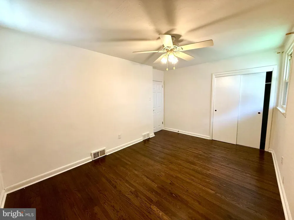 1121 RIPLEY STREET Philadelphia, PA 19111