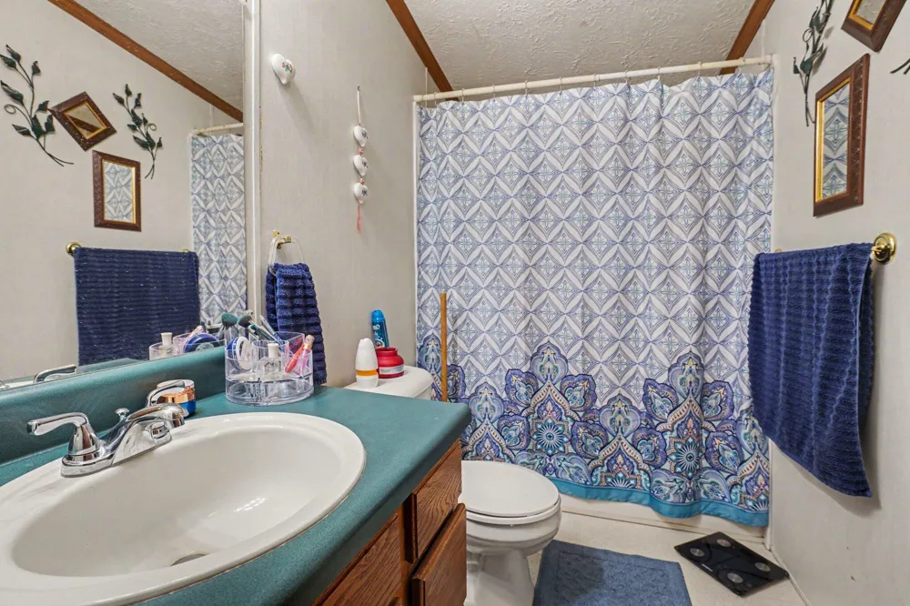 14420 Portage Road Vicksburg, MI 49097