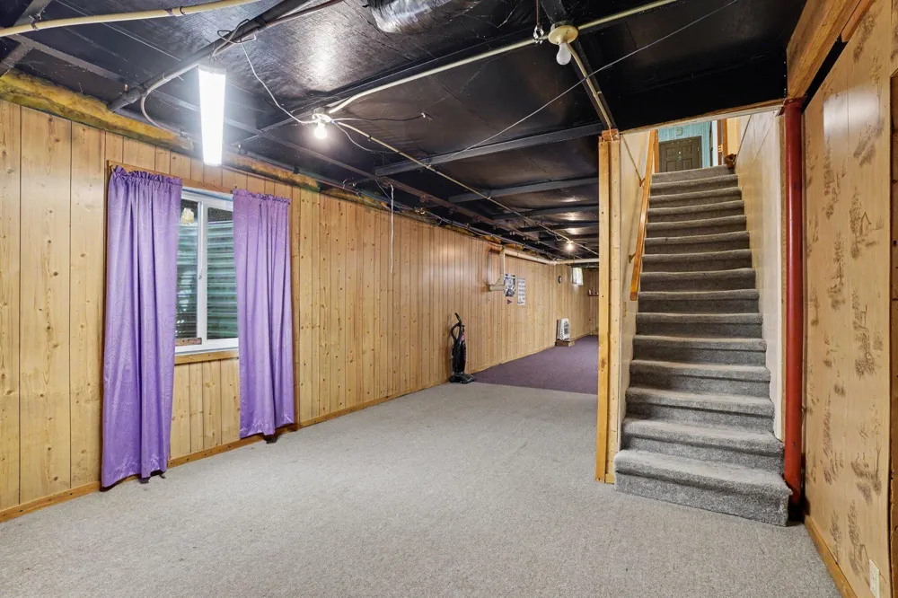 14420 Portage Road Vicksburg, MI 49097