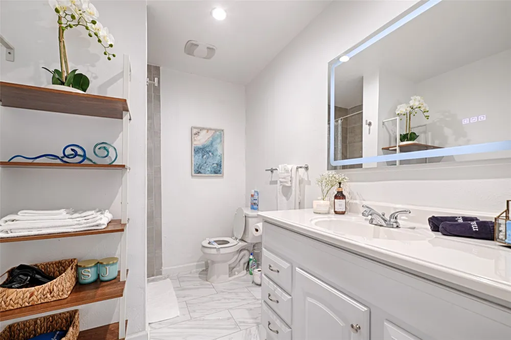 13852 Brookgreen Drive Dallas, TX 75240