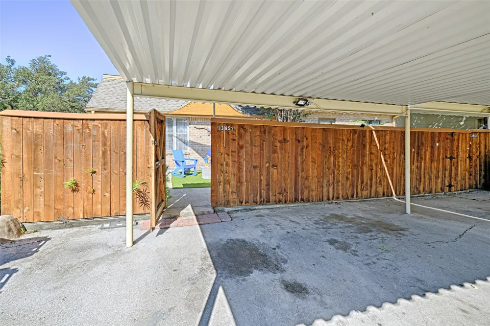13852 Brookgreen Drive Dallas, TX 75240