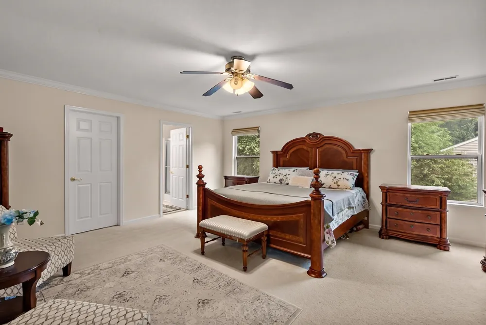 9354 Stratford Woods Trail Kalamazoo, MI 49009