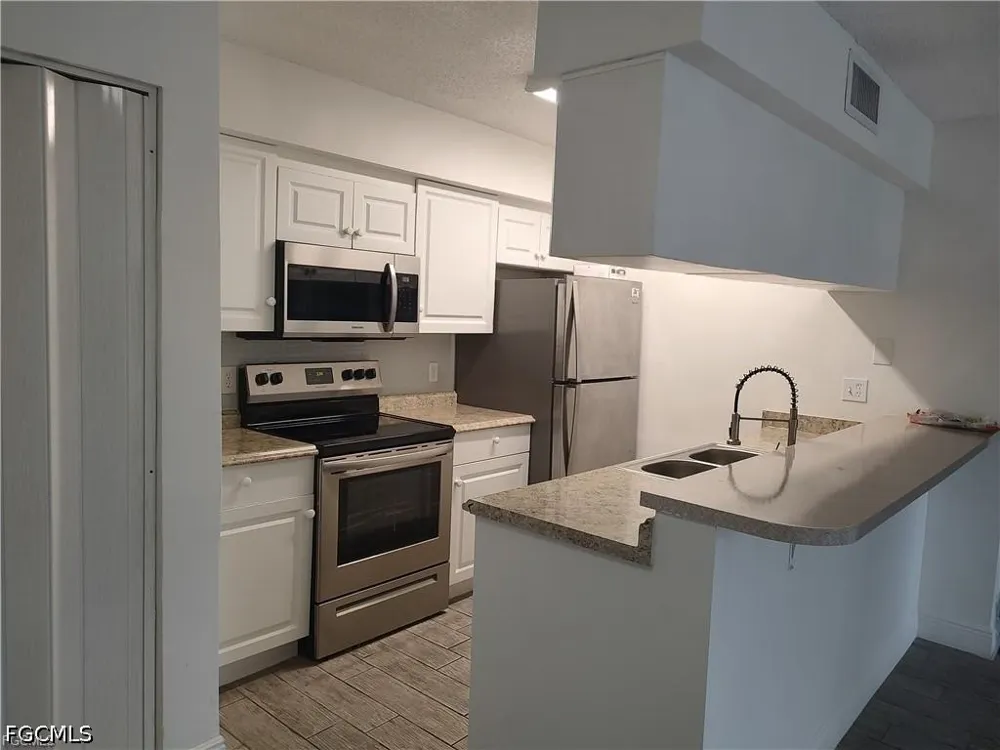 Summerlin Road #1109 Fort Myers, FL 33919