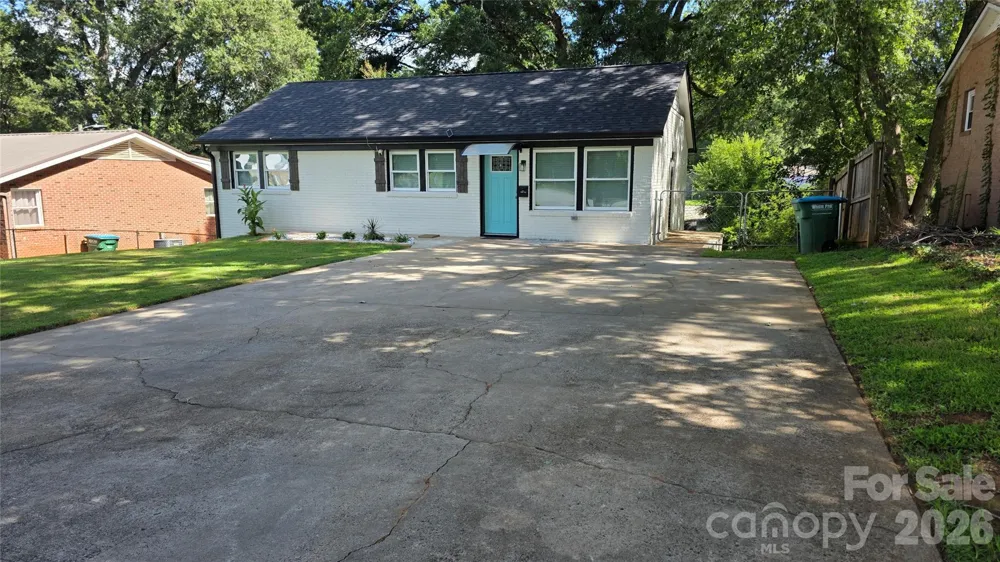 513 E Ohio Avenue Bessemer City, NC 28016