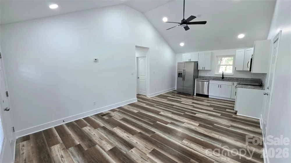 513 E Ohio Avenue Bessemer City, NC 28016
