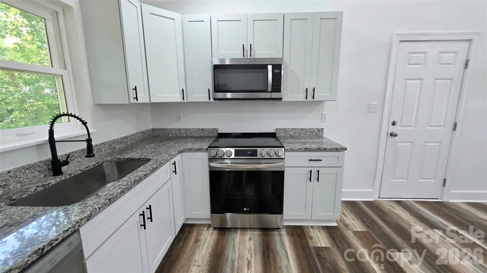 513 E Ohio Avenue Bessemer City, NC 28016