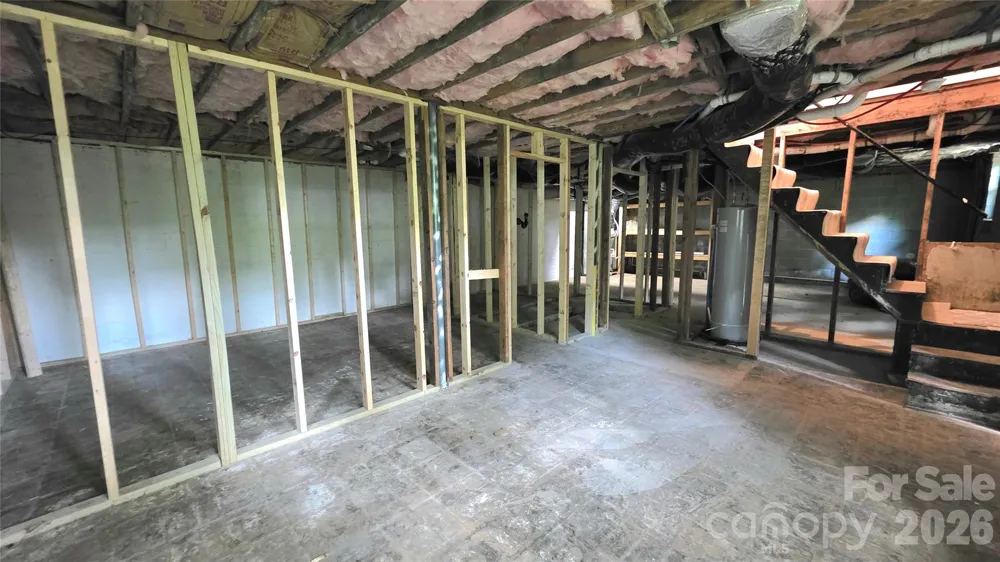 513 E Ohio Avenue Bessemer City, NC 28016