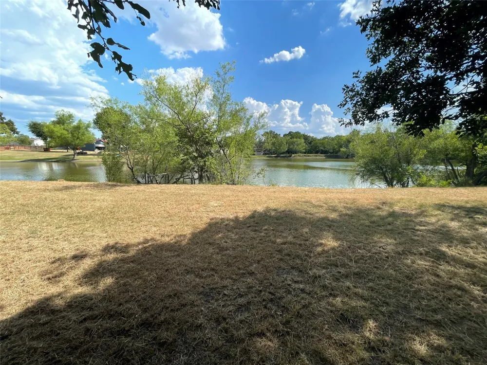 279 Vz County Road 3849 Wills Point, TX 75169