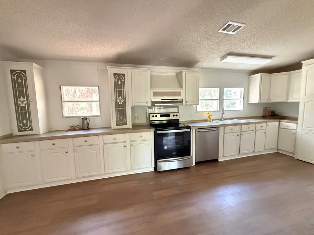 279 Vz County Road 3849 Wills Point, TX 75169