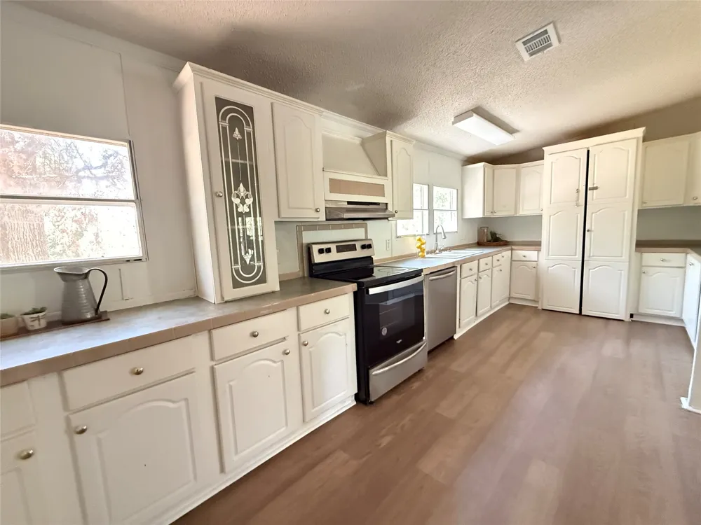 279 Vz County Road 3849 Wills Point, TX 75169
