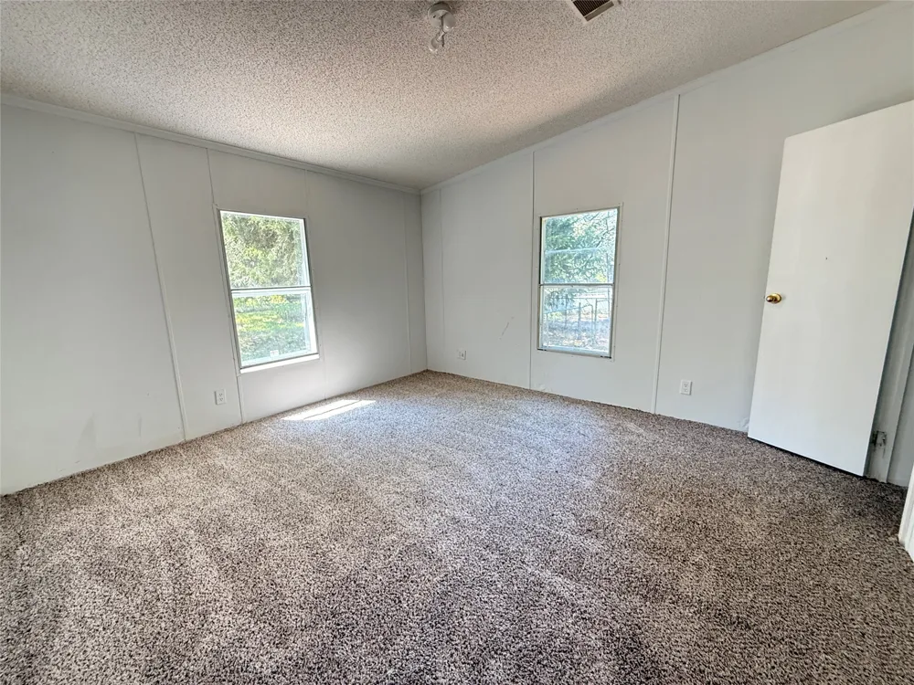 279 Vz County Road 3849 Wills Point, TX 75169
