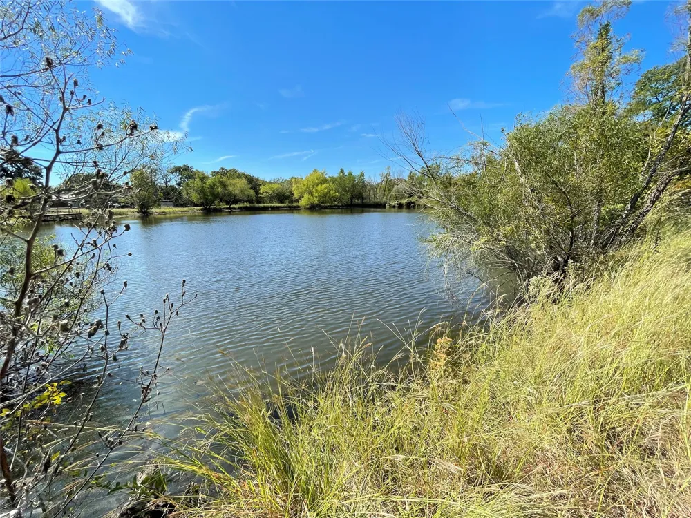279 Vz County Road 3849 Wills Point, TX 75169