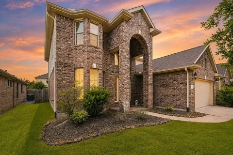 20716 Laura Lee Lane