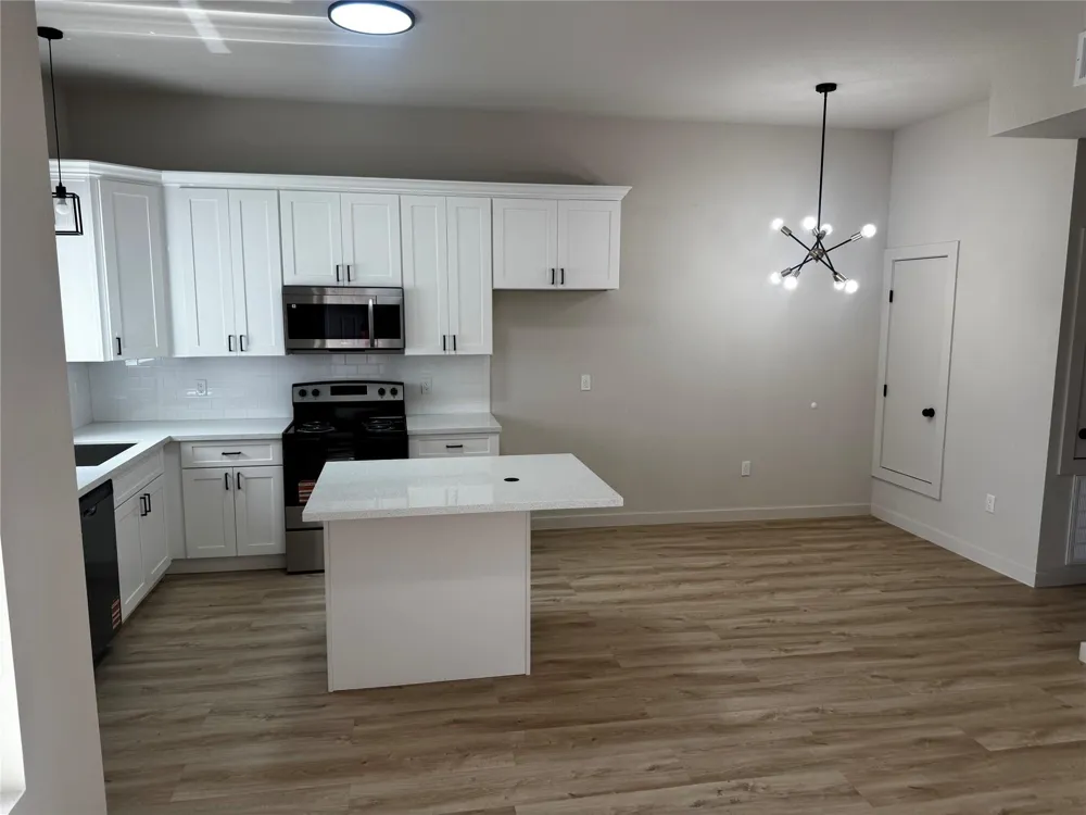 9713 Cargil Houston, TX 77029