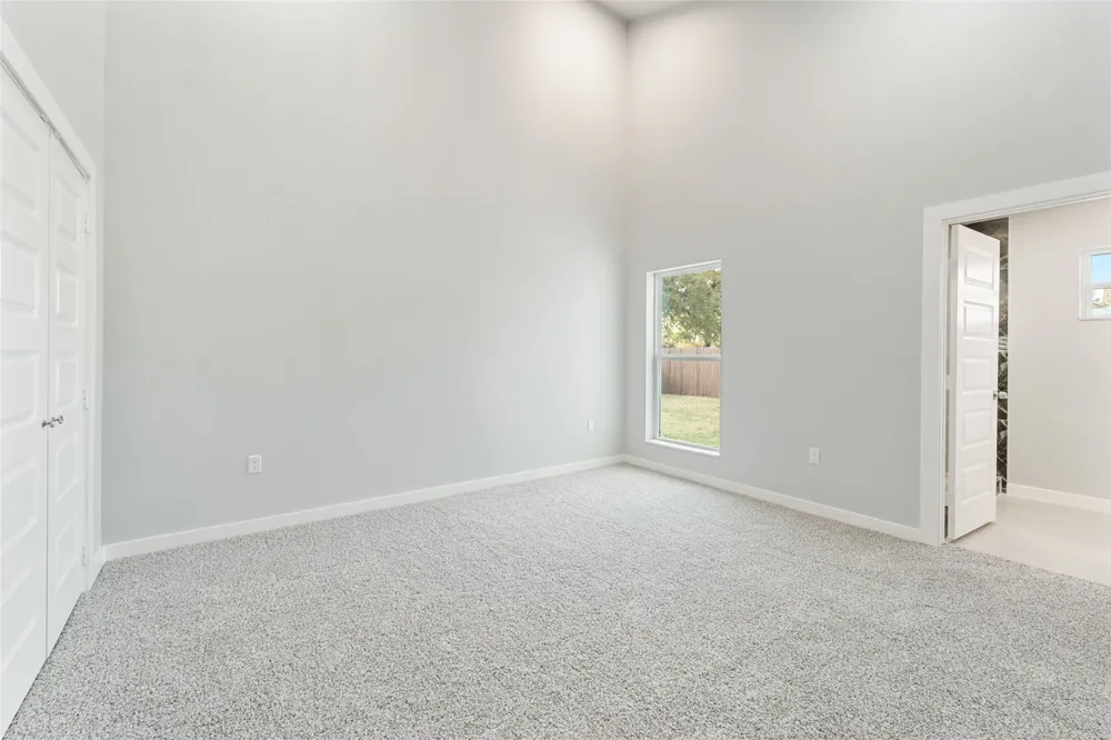 11915 Carson Balch Springs, TX 75180