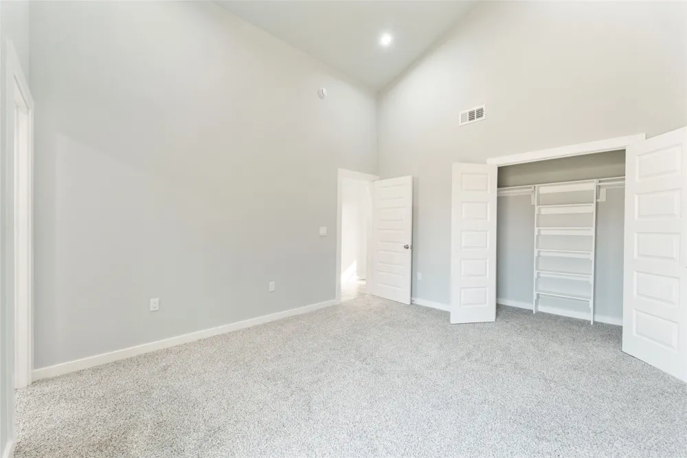 11915 Carson Balch Springs, TX 75180