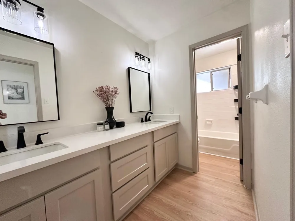 16122 Rill Lane Houston, TX 77062