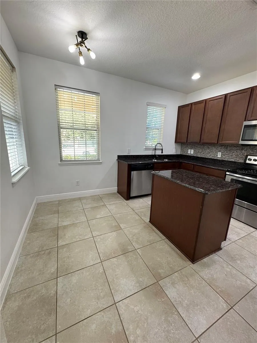 12784 GARRIDAN AVENUE Windermere, FL 34786