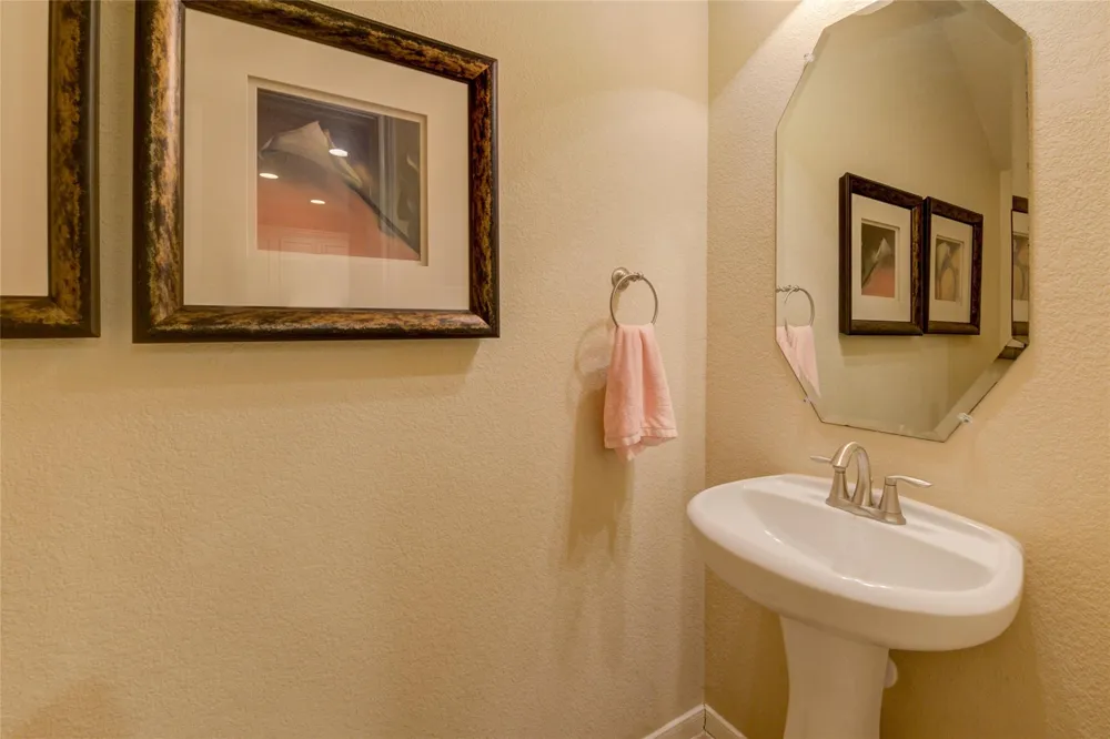 22 Bettina Lane The Woodlands, TX 77382