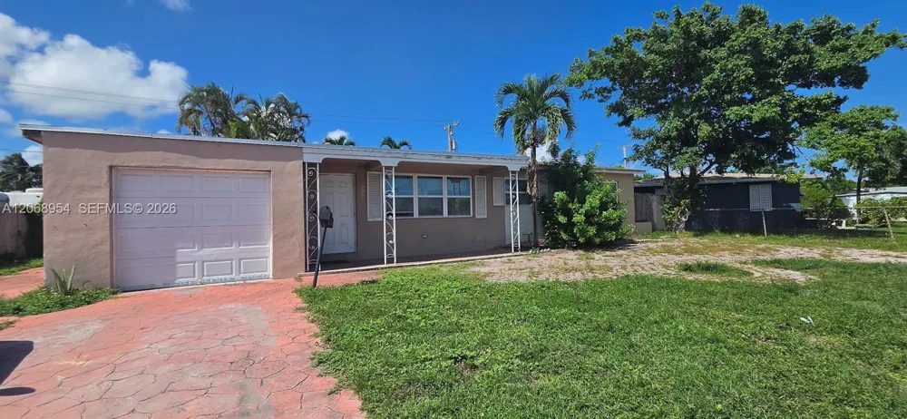 601 W Sample Rd Deerfield Beach, FL 33064