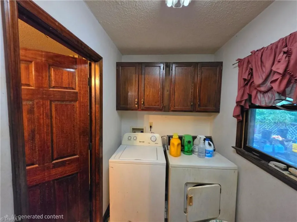 179 Caseys Crossing Trail Lowgap, NC 27024