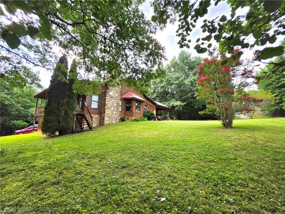 179 Caseys Crossing Trail Lowgap, NC 27024