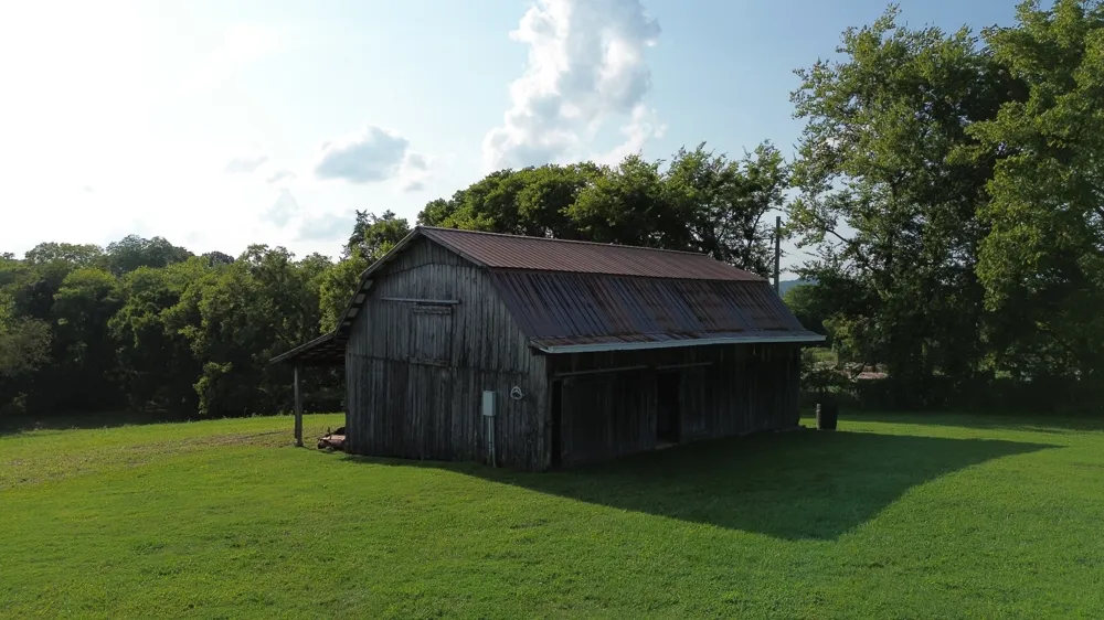 20 Riverbend Ln Carthage, TN 37030