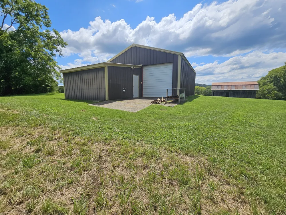 20 Riverbend Ln Carthage, TN 37030