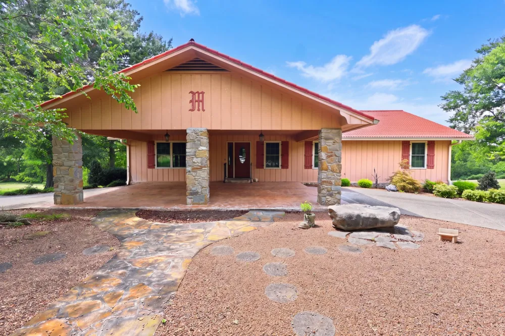 20 Riverbend Ln Carthage, TN 37030
