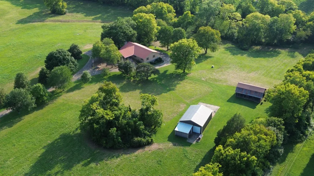 20 Riverbend Ln Carthage, TN 37030