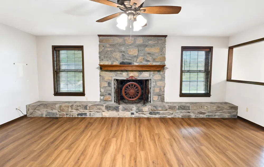 20 Riverbend Ln Carthage, TN 37030