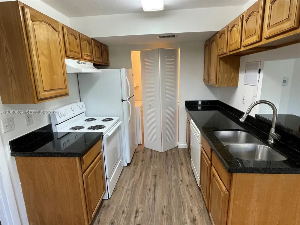 8739 NW 39th St #8739 Sunrise, FL 33351