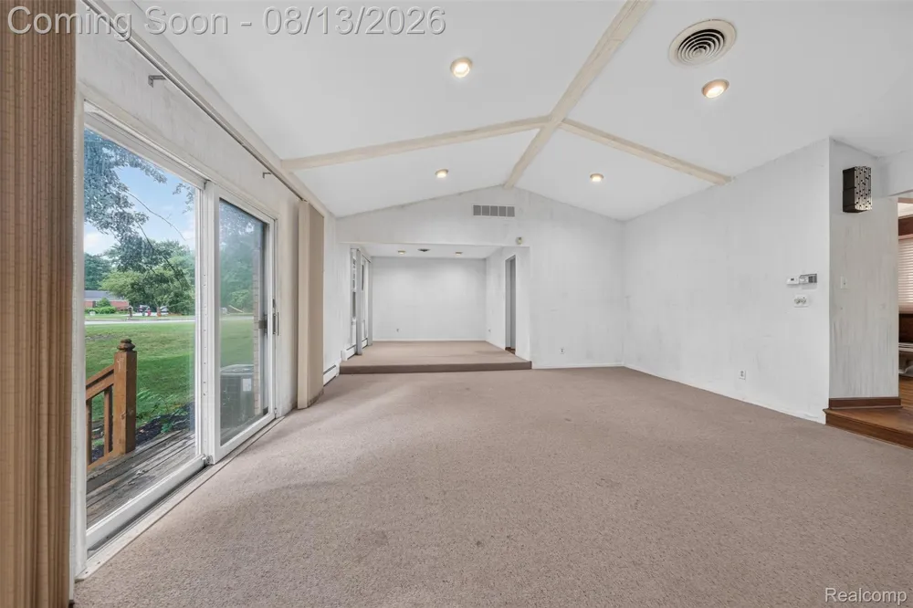 6611 Cottonwood Knoll Court West Bloomfield Charter Township, MI 48322