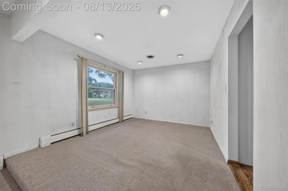 6611 Cottonwood Knoll Court West Bloomfield Charter Township, MI 48322