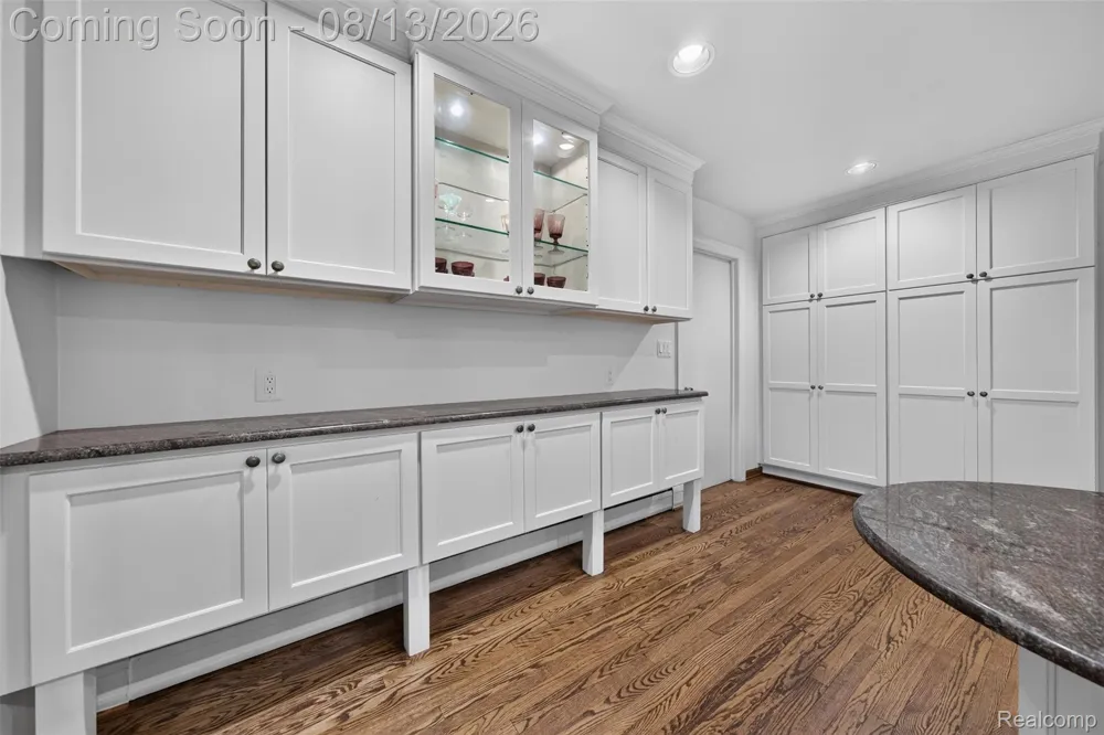 6611 Cottonwood Knoll Court West Bloomfield Charter Township, MI 48322