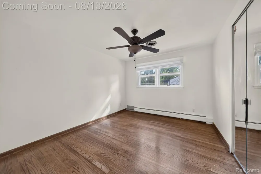 6611 Cottonwood Knoll Court West Bloomfield Charter Township, MI 48322