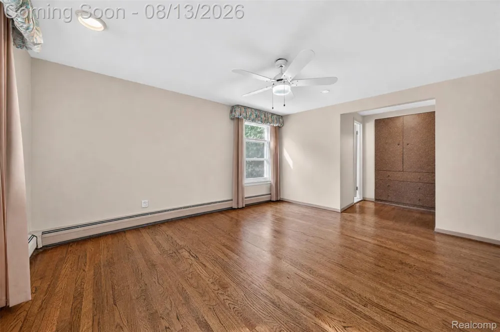6611 Cottonwood Knoll Court West Bloomfield Charter Township, MI 48322