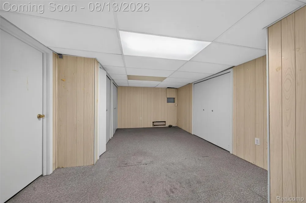 6611 Cottonwood Knoll Court West Bloomfield Charter Township, MI 48322